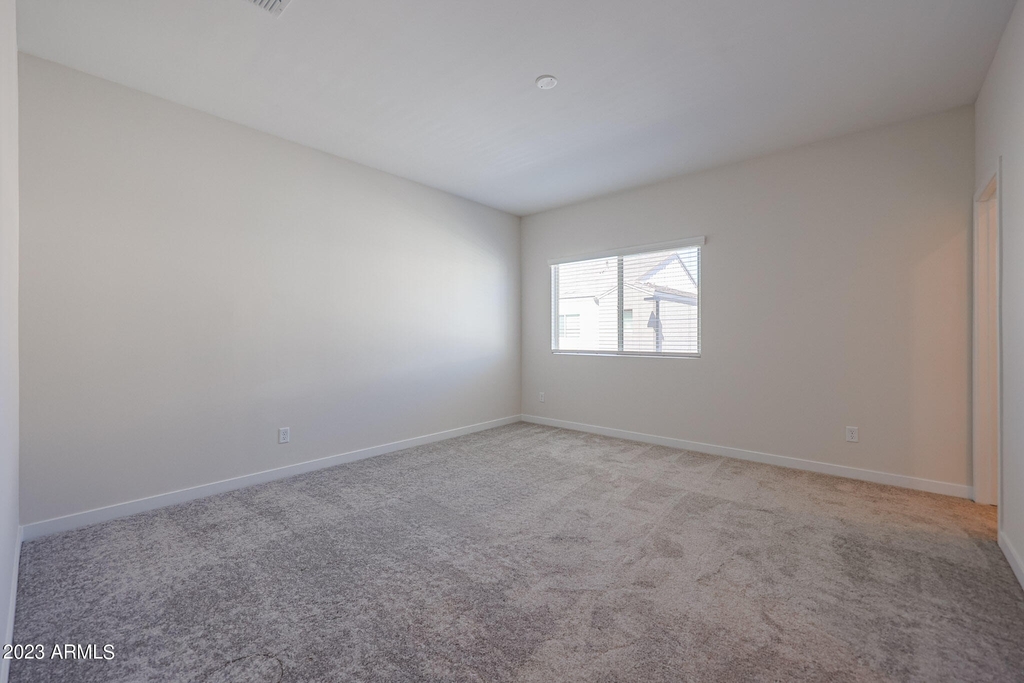 2247 W Laurie Lane - Photo 18