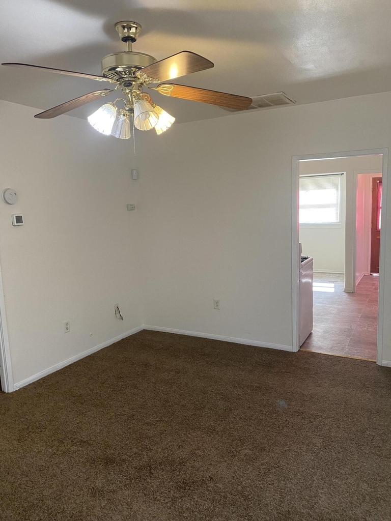 44617 Cedar Avenue - Photo 10