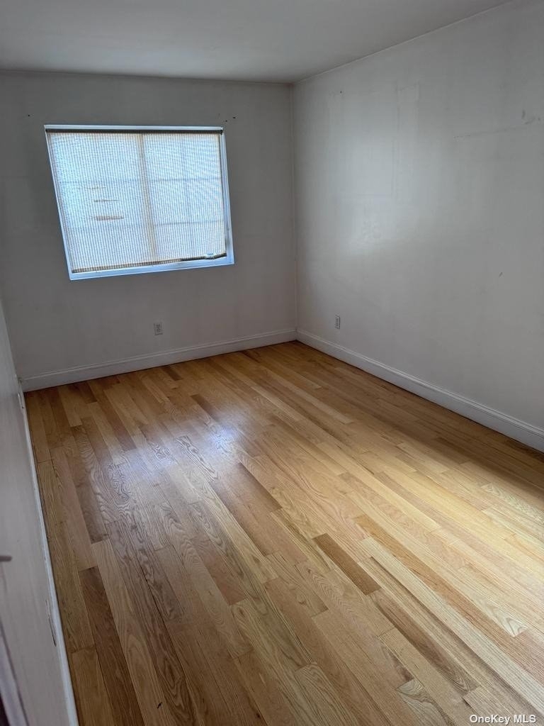 224-05 93rd Avenue - Photo 4