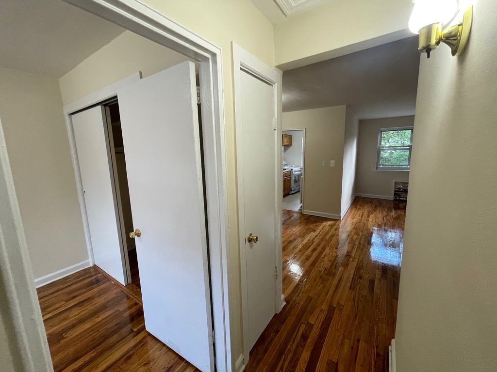 71-8 Parsons Boulevard - Photo 17
