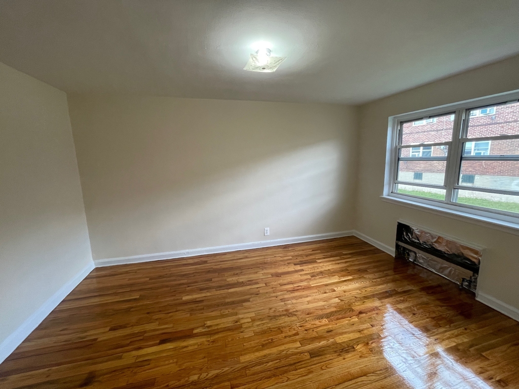 71-8 Parsons Boulevard - Photo 14