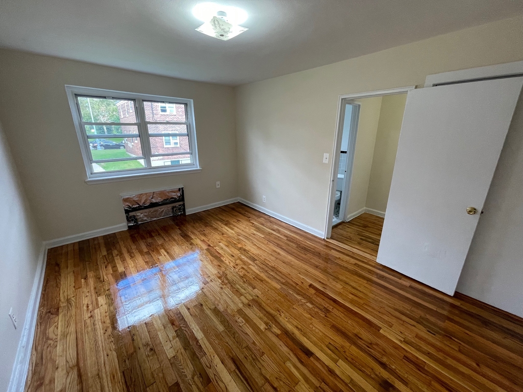 71-8 Parsons Boulevard - Photo 15