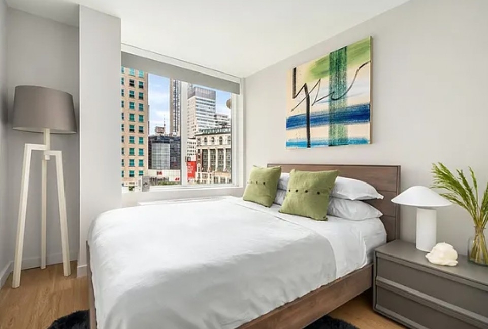 Flex 3Bed 10th Avenue - Photo 1