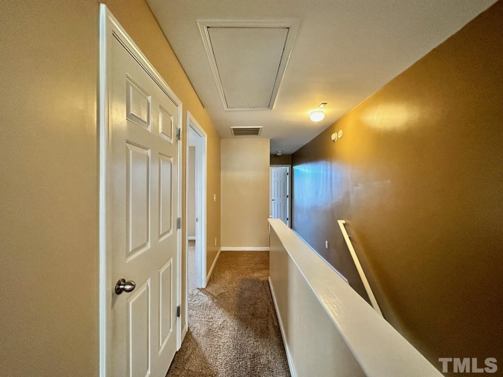 1014 Hadel Place - Photo 9