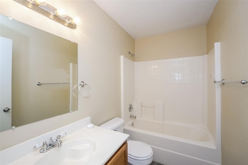 5712 Ainsdale Drive - Photo 13