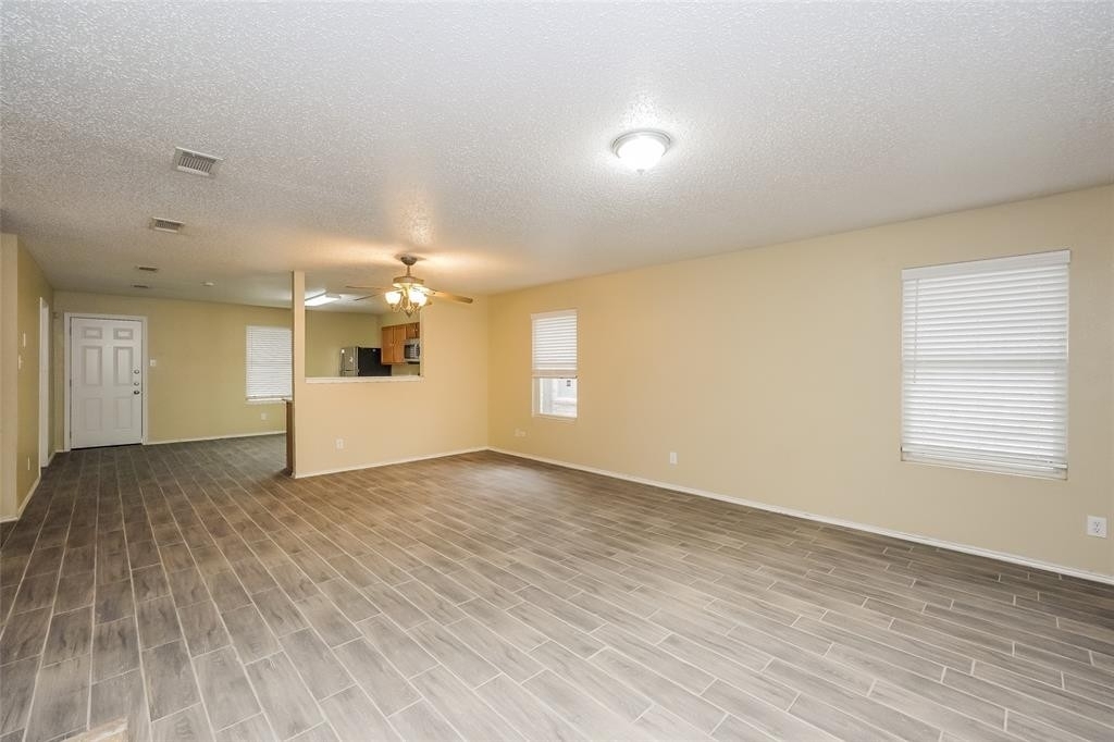 5712 Ainsdale Drive - Photo 3