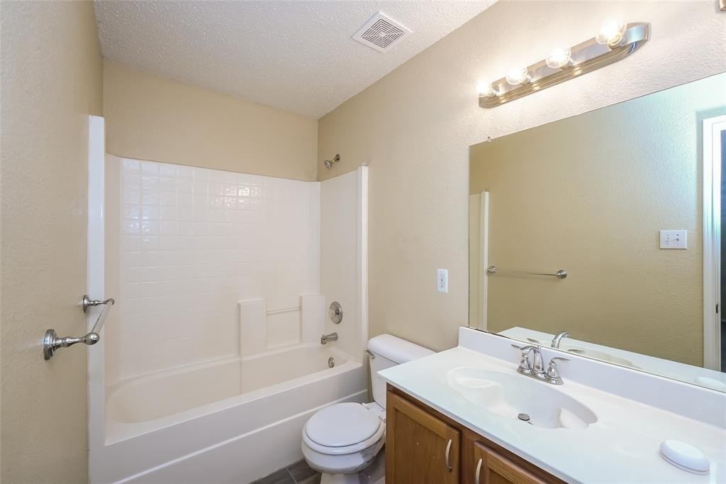 5712 Ainsdale Drive - Photo 9