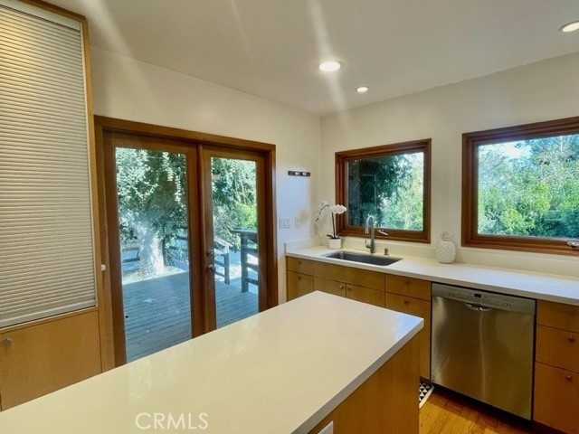 3120 Barbara Street - Photo 3