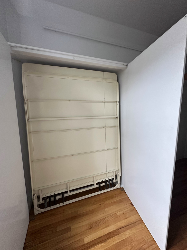 14 Saint Marks Place - Photo 3