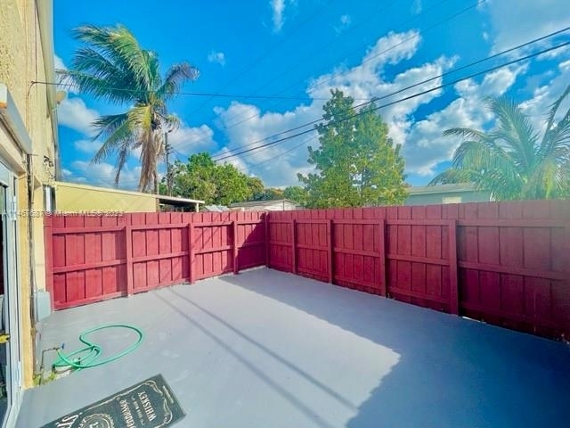 3672 Sw 59th Ave - Photo 12