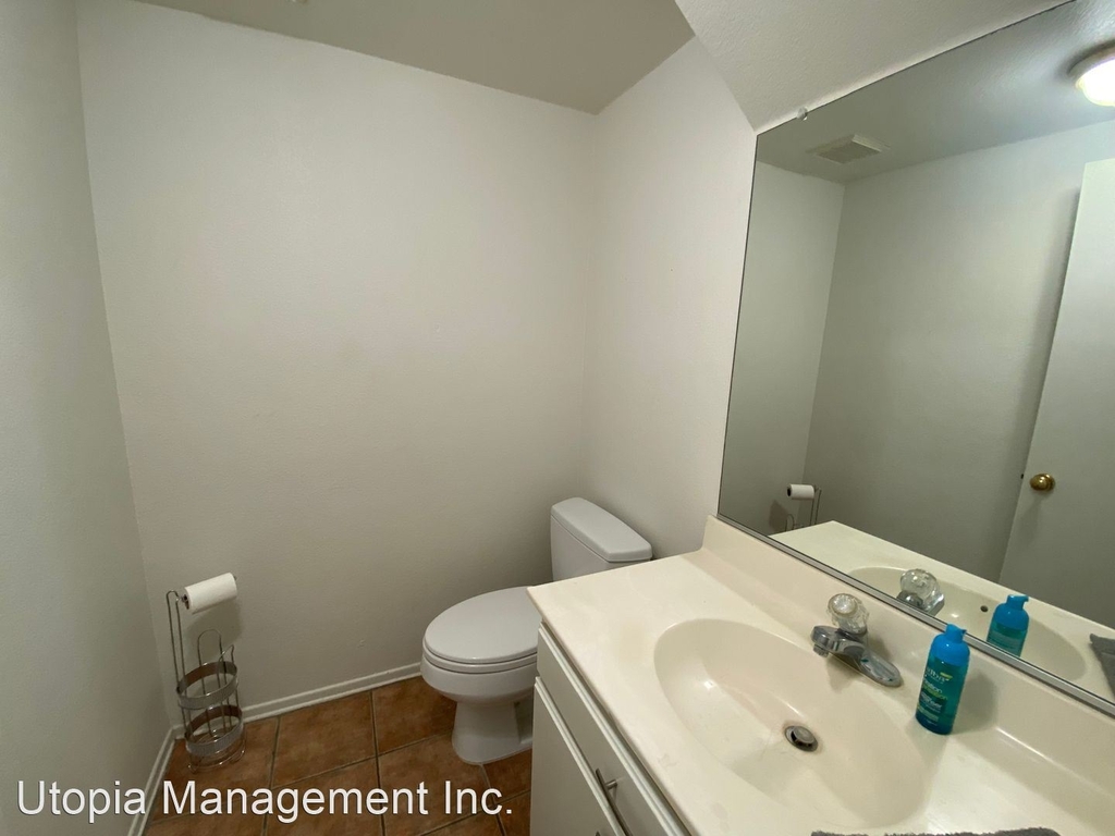 43704 Yaffa St. - Photo 18