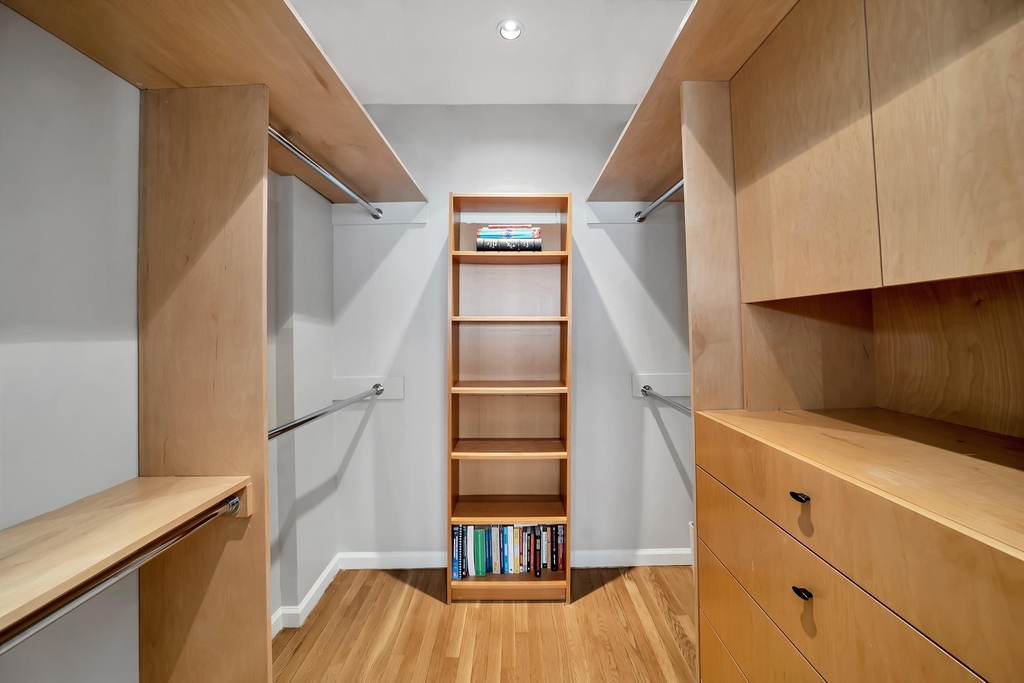 111 Jane St - Photo 9