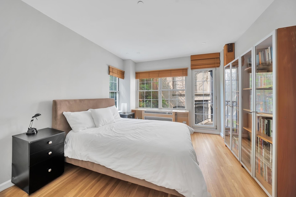 111 Jane St - Photo 6