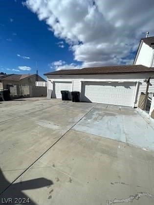 1590 Mustang Drive - Photo 2