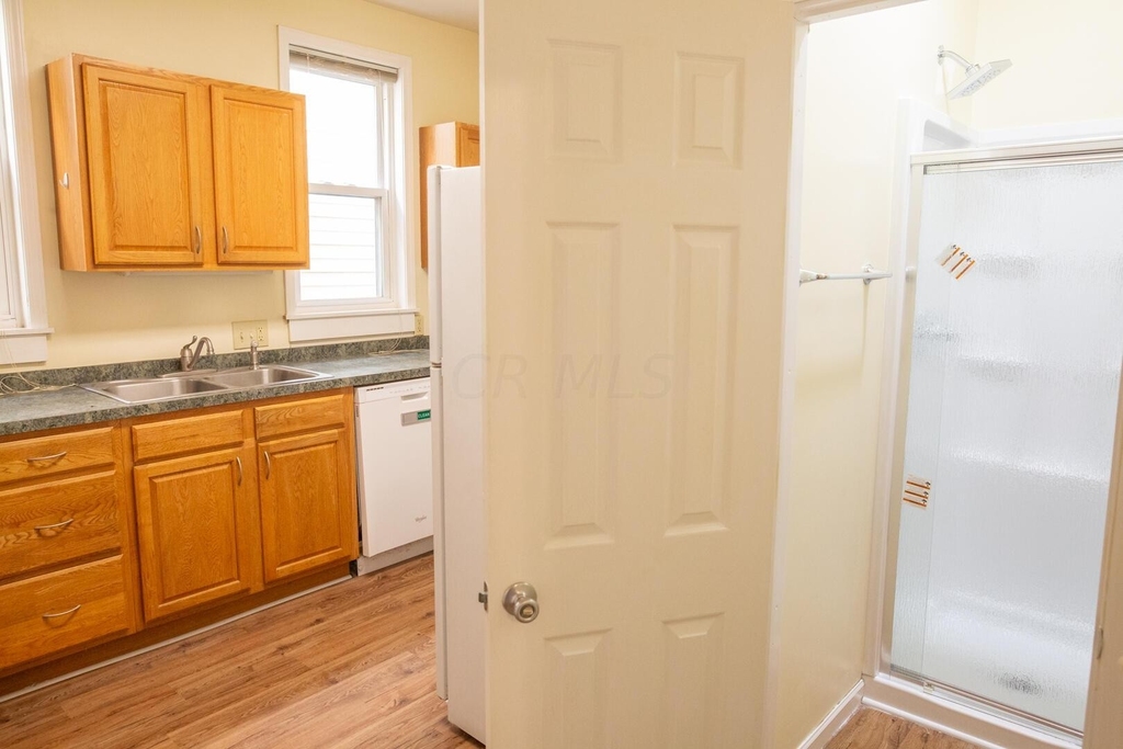 30 E Maynard Avenue - Photo 23