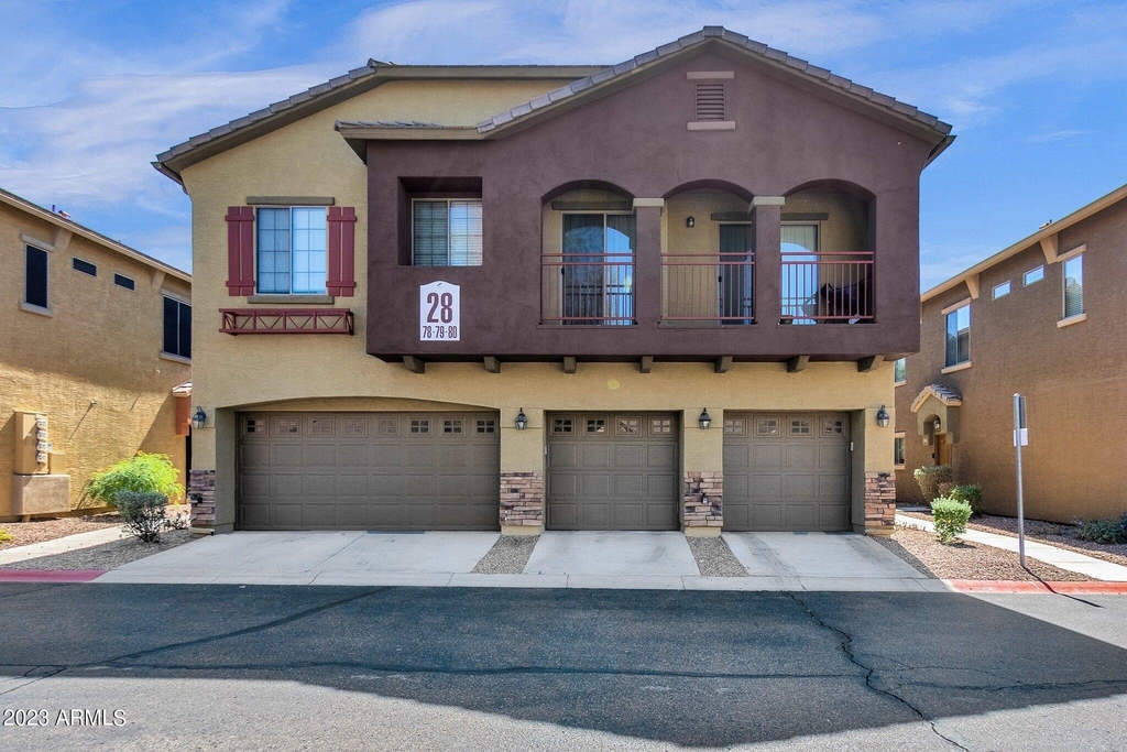 2250 E Deer Valley Drive - Photo 0