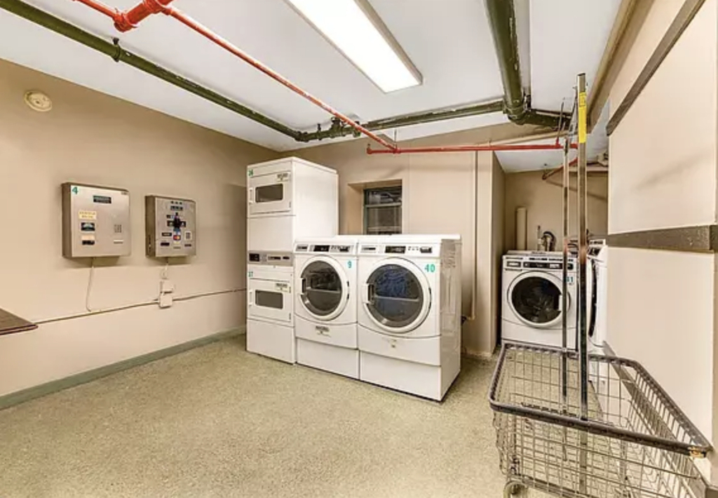240 West 64th Street - Photo 9