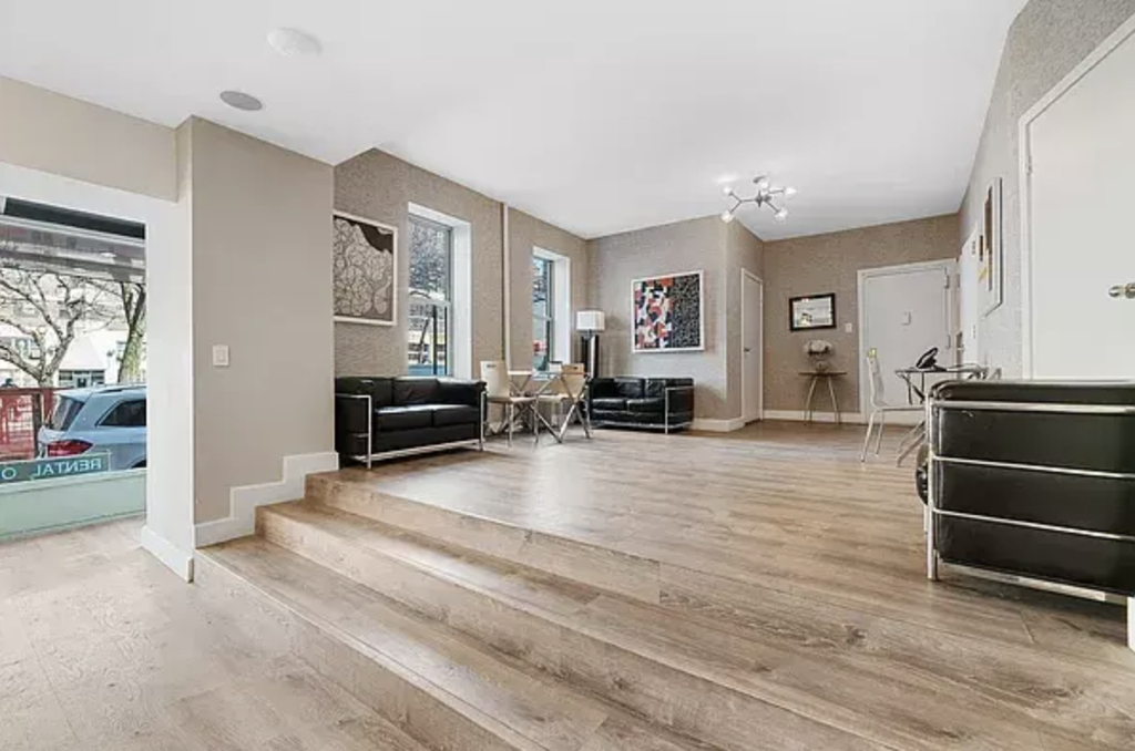 240 West 64th Street - Photo 8