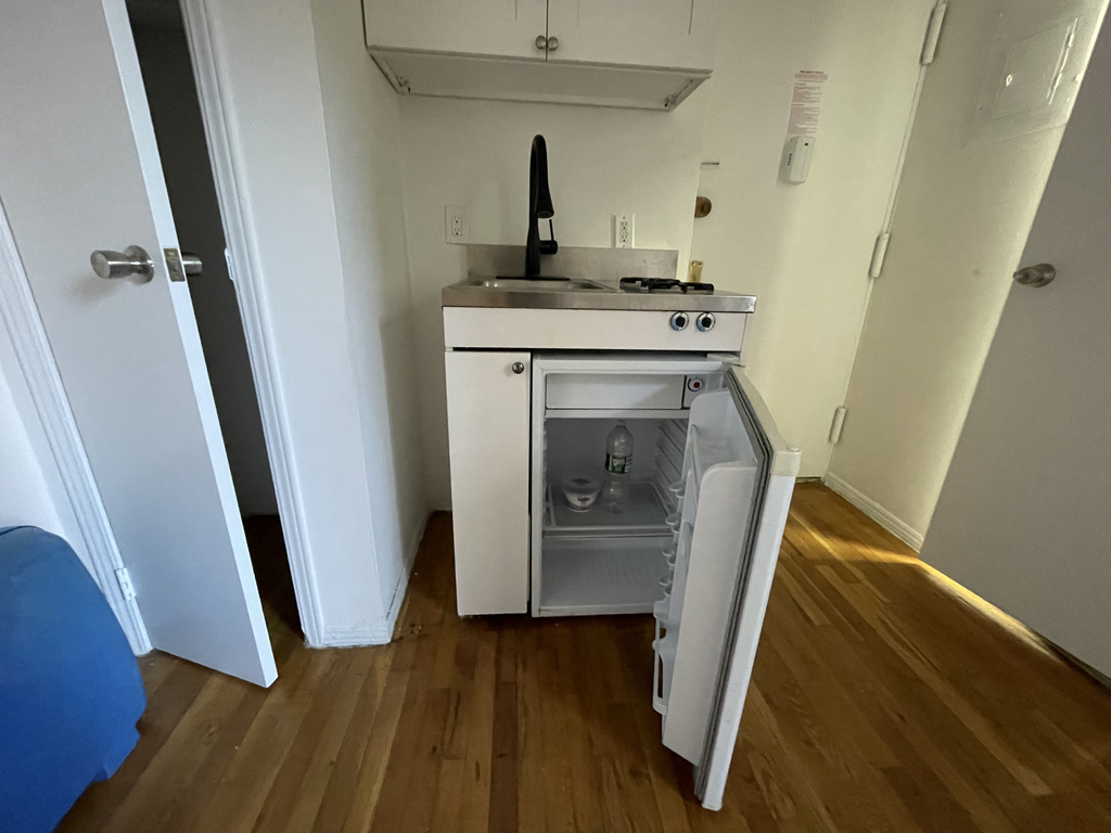 240 West 64th Street - Photo 3