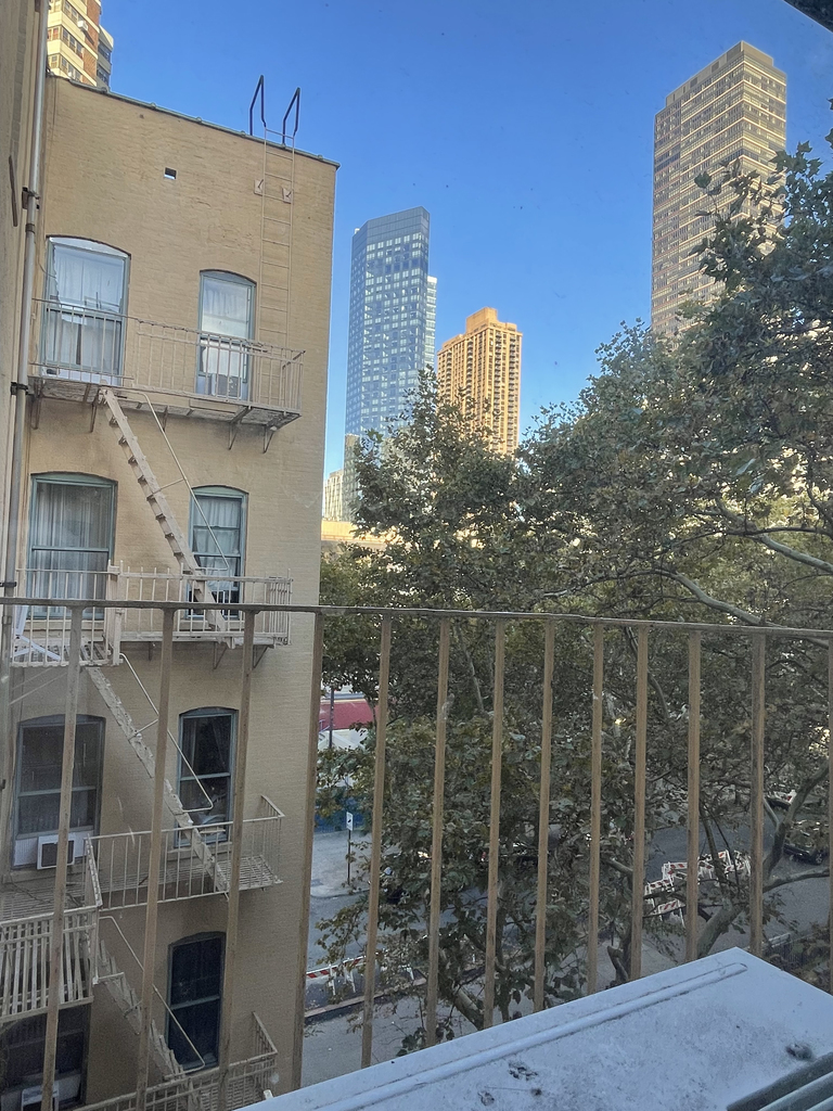 240 West 64th Street - Photo 7