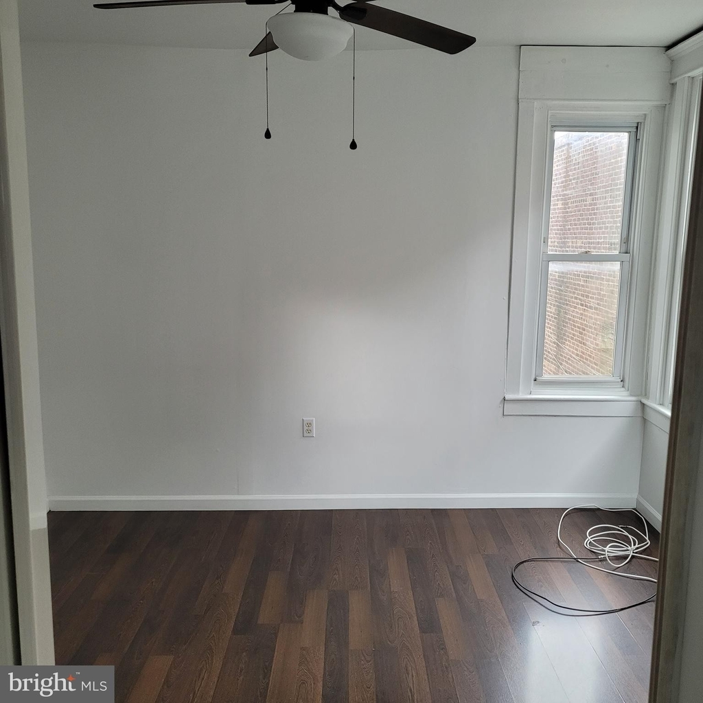 6106 Torresdale Avenue - Photo 2