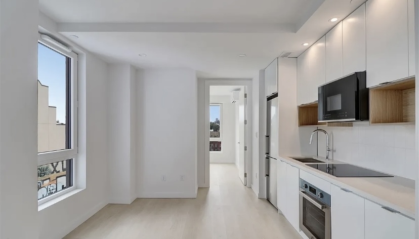 280 Meeker Avenue - Photo 4