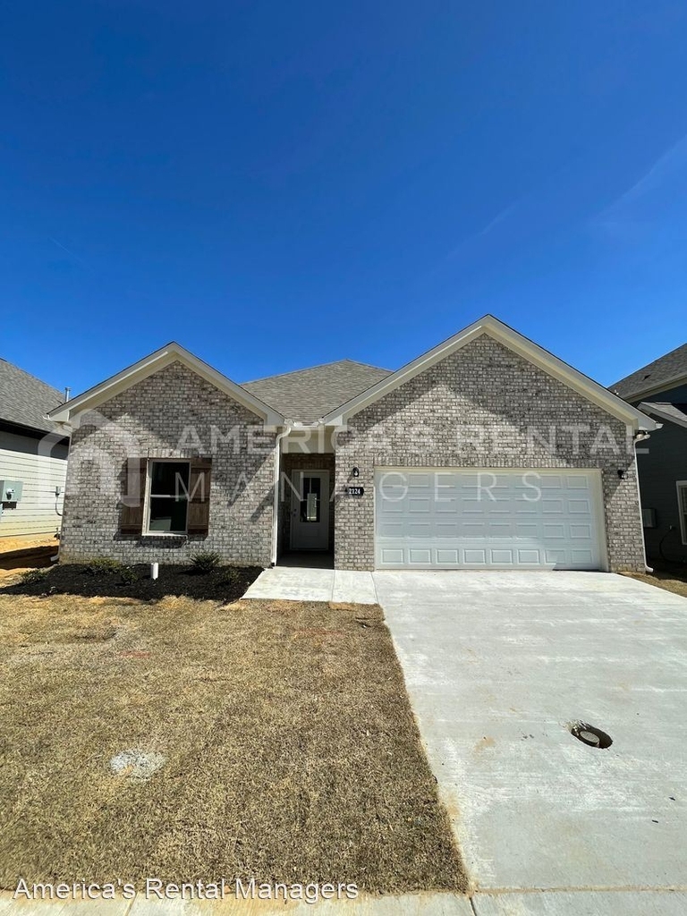 2124 Sullivan Drive - Photo 2