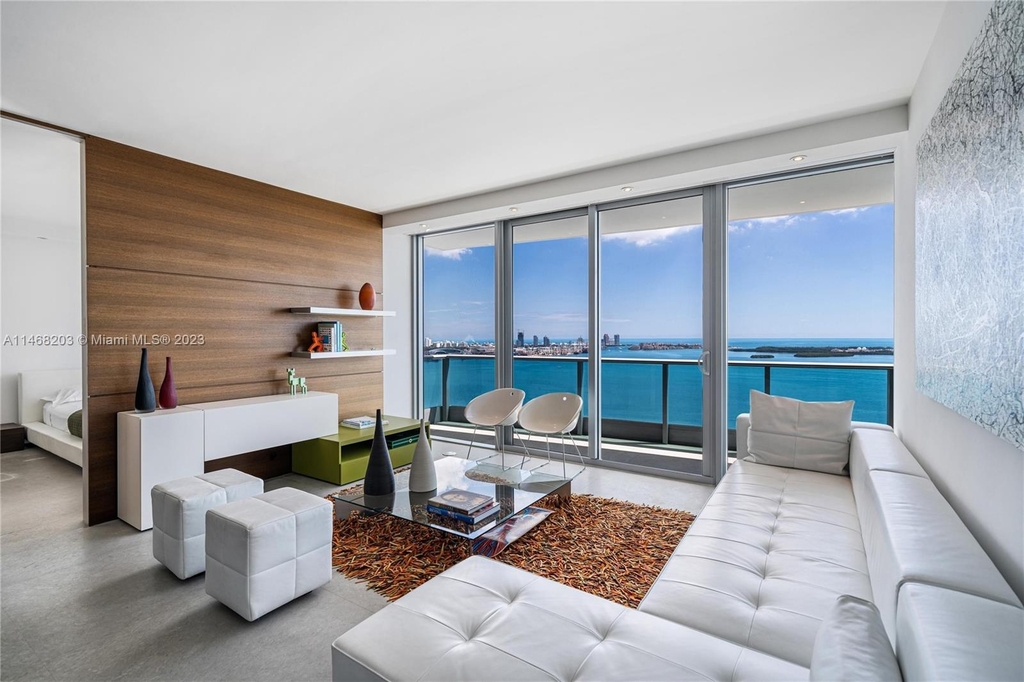 1331 Brickell Bay Dr - Photo 4