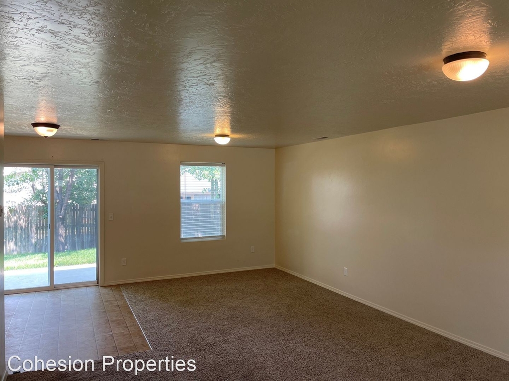 2572 N Wildwood Street - Photo 6