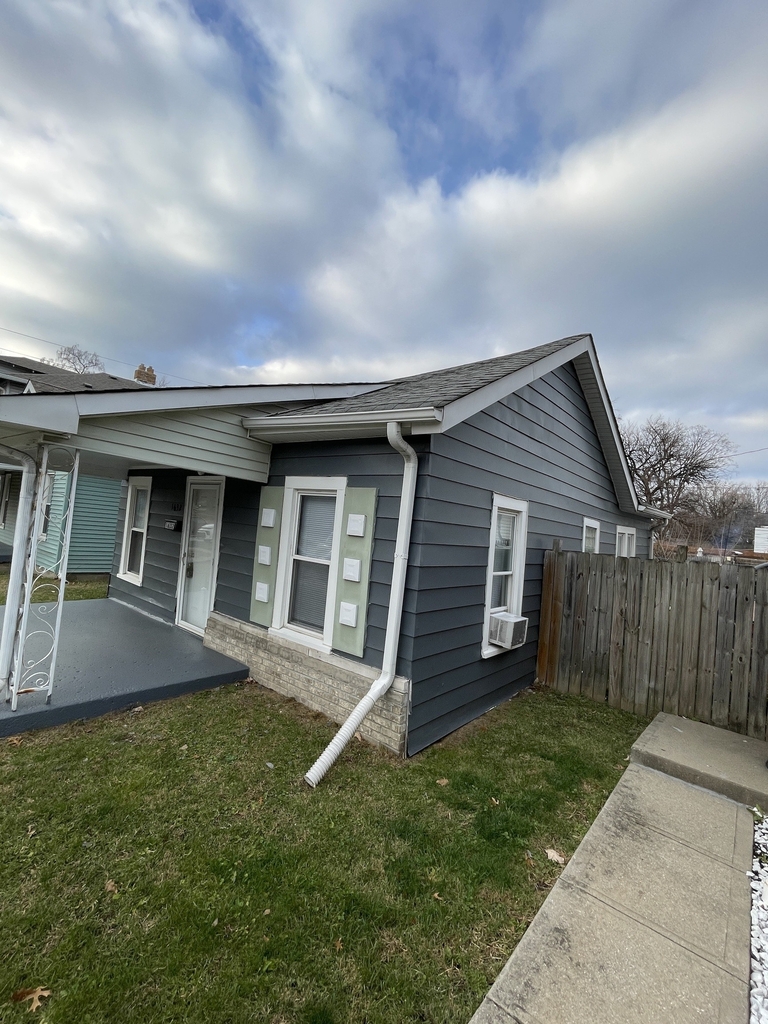 1632 Orange Street - Photo 3