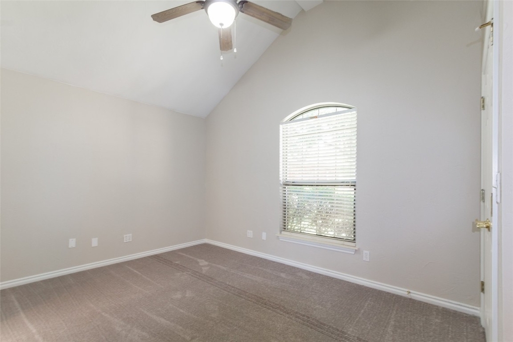 17112 Bridle Ridge Circle - Photo 11