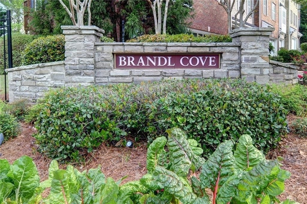 2899 Brandl Cove Court - Photo 1