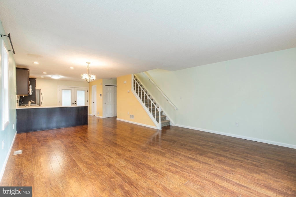 1209 Brown Street - Photo 9