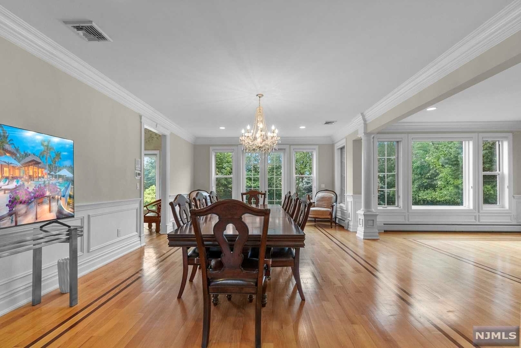 1 Euclid Road - Photo 8