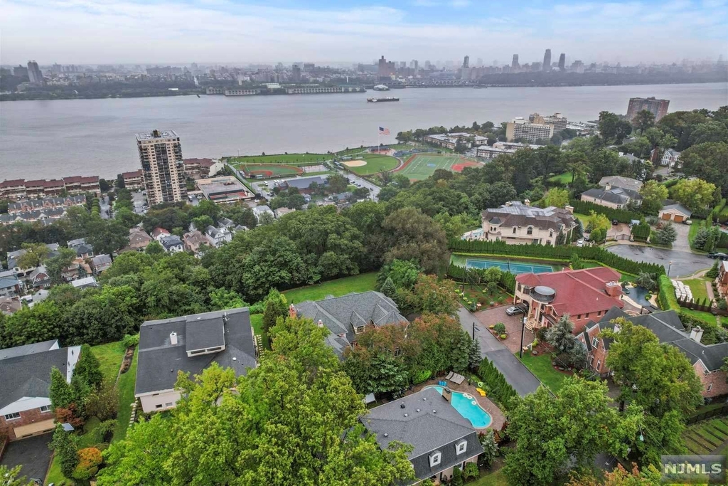 1 Euclid Road - Photo 49