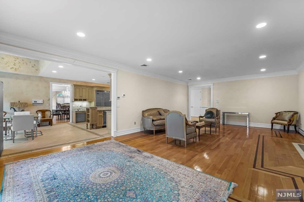 1 Euclid Road - Photo 21