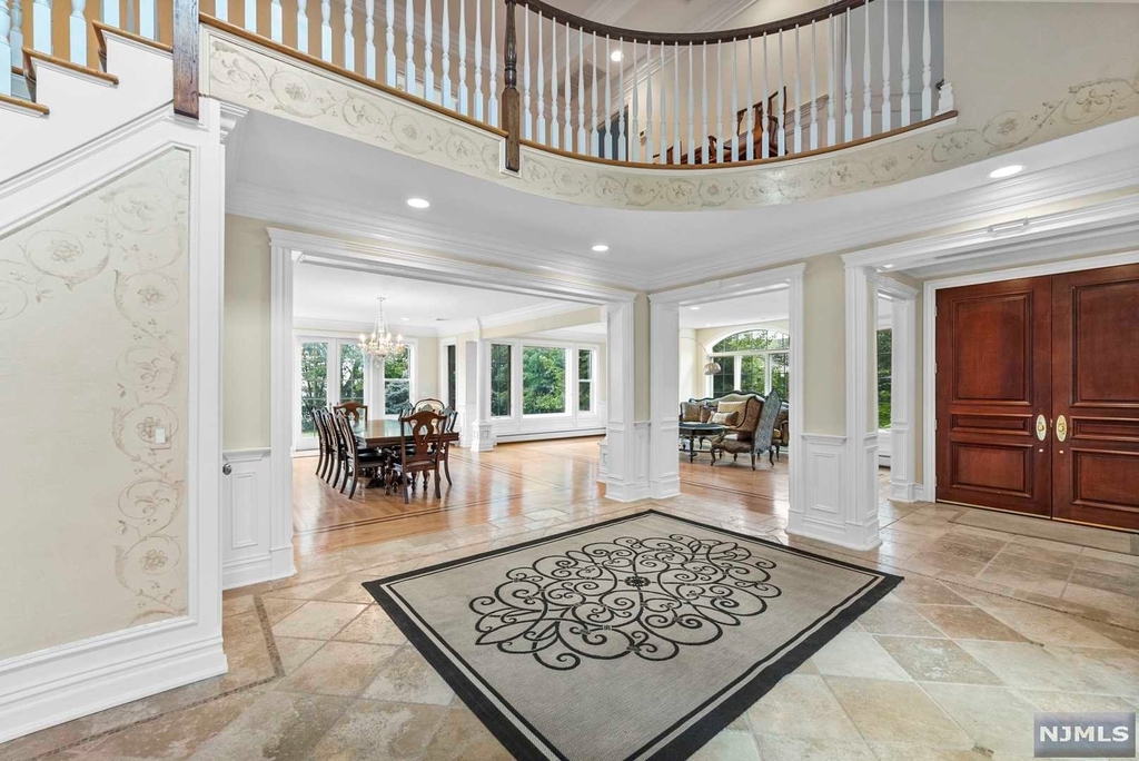 1 Euclid Road - Photo 6