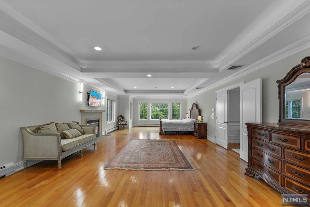 1 Euclid Road - Photo 24