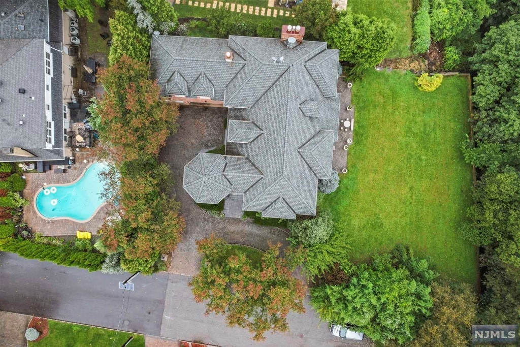 1 Euclid Road - Photo 46