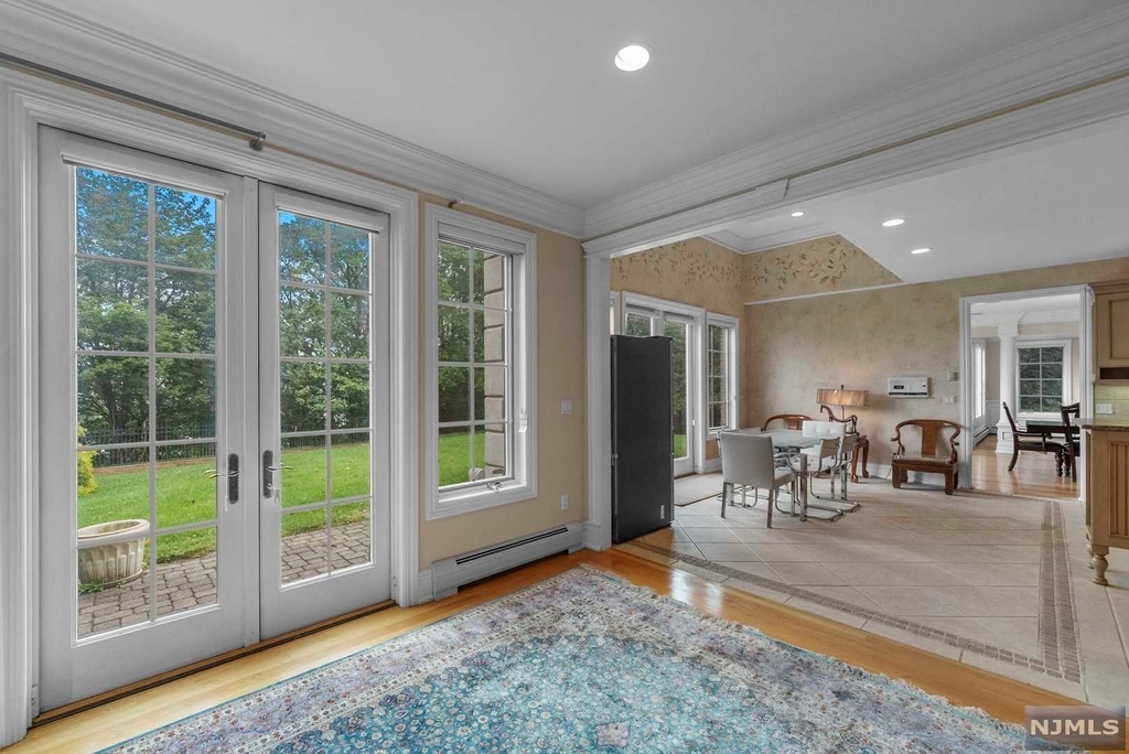 1 Euclid Road - Photo 17