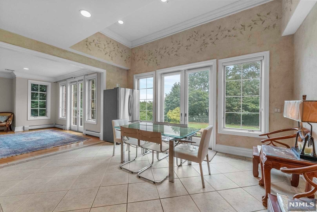 1 Euclid Road - Photo 14