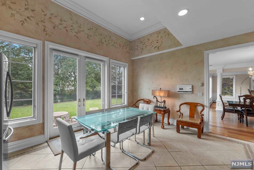 1 Euclid Road - Photo 16