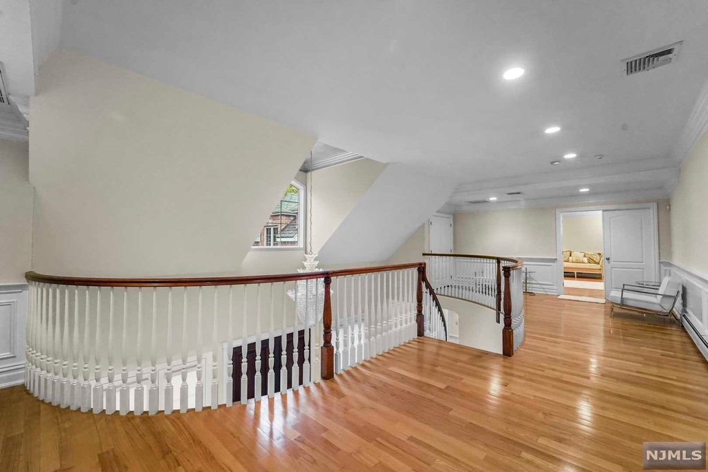 1 Euclid Road - Photo 23