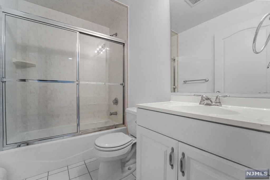 1 Euclid Road - Photo 43