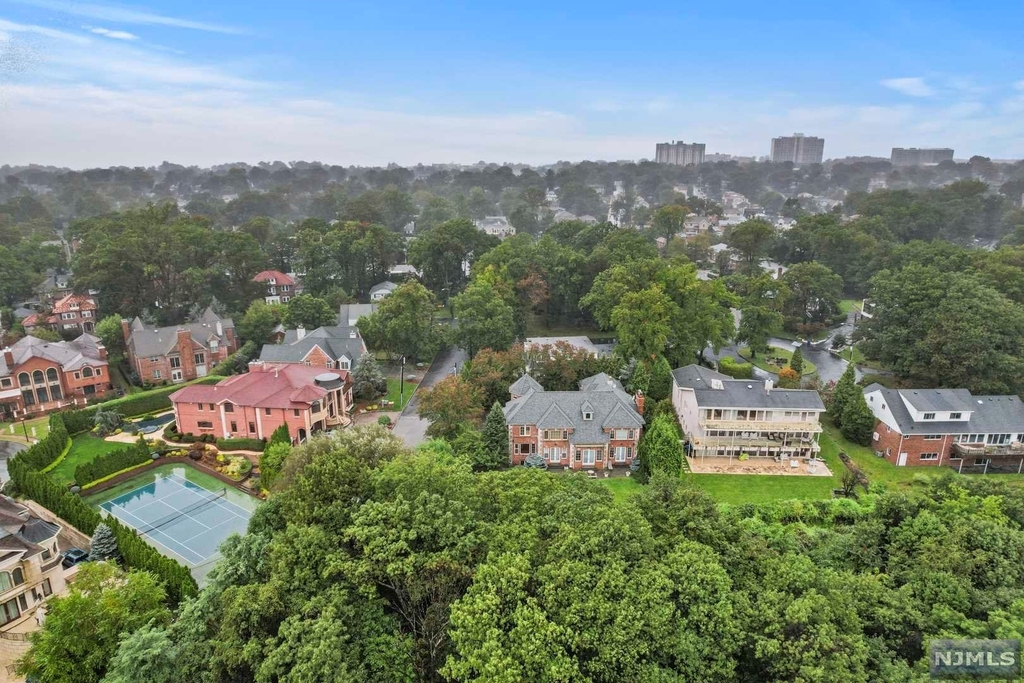 1 Euclid Road - Photo 48