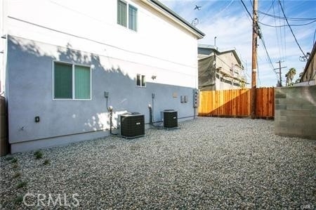 622 W 85th Street - Photo 10