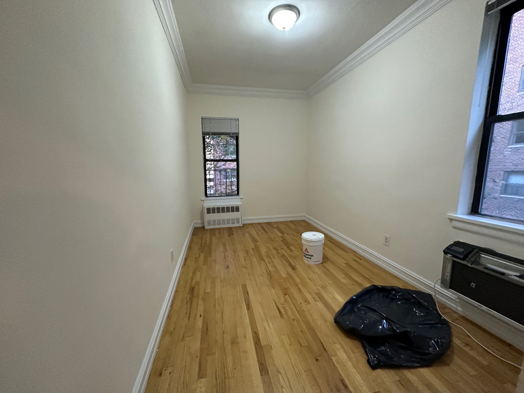 191 East 76th Street - Photo 2