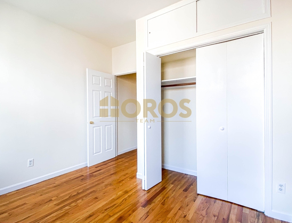 200 East 7th Street - Photo 1