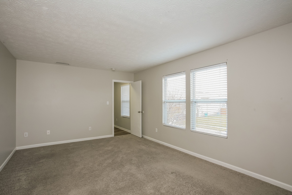 3409 Black Forest Lane - Photo 4