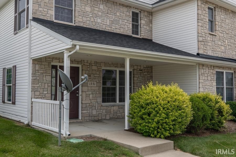 1331 S Stella Drive - Photo 2